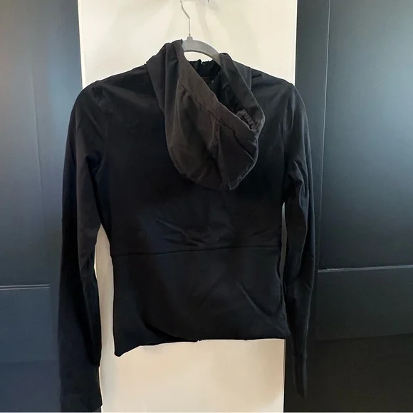 Lululemon Women's Black Hooded Jacket szM - Picture 3 of 9